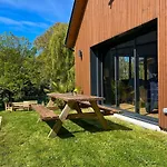 Guest house Confort Detente Pres De La - Maison Avec Jardin Et Parking Prive - 4*